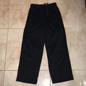 NIKE BOYS SWEATPANTS